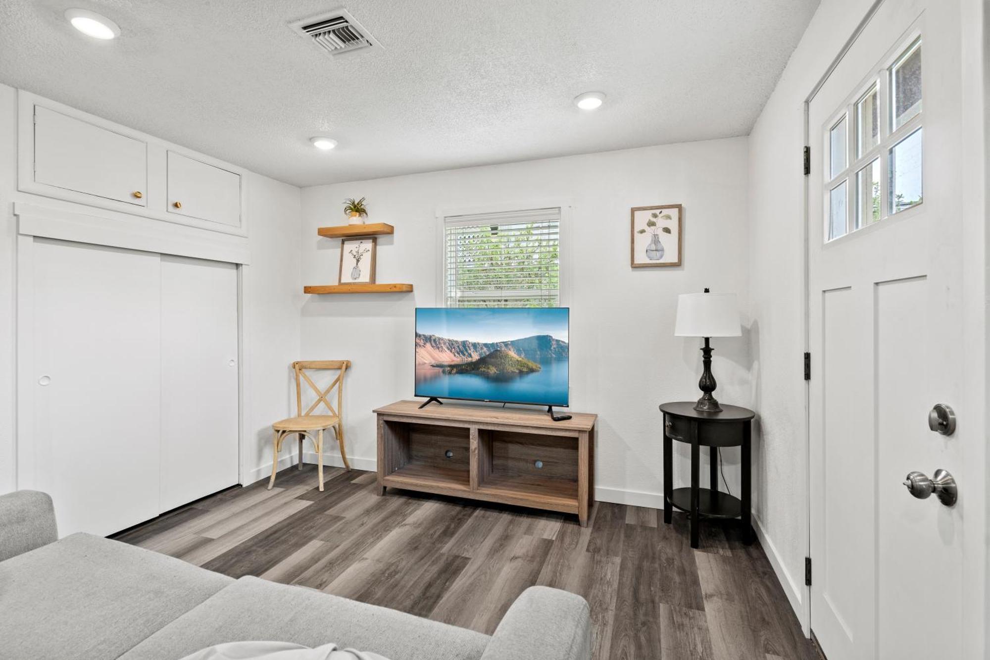 Peach Street Super Suite Μέντφορντ Εξωτερικό φωτογραφία